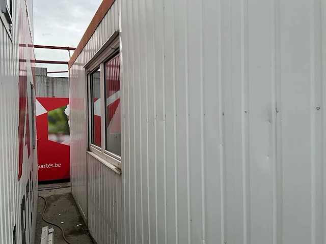 Werfcontainer 6 x 3 m - afbeelding 12 van  17
