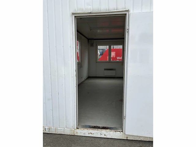 Werfcontainer 6 x 3 m - afbeelding 15 van  17