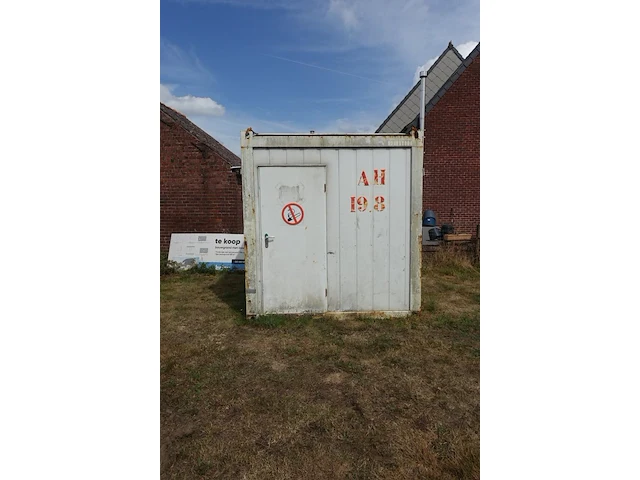 Werfcontainer - afbeelding 1 van  6