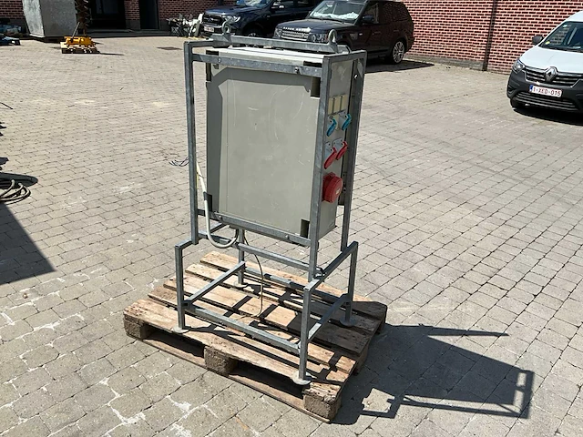 Werfkast elektriciteit - afbeelding 4 van  14
