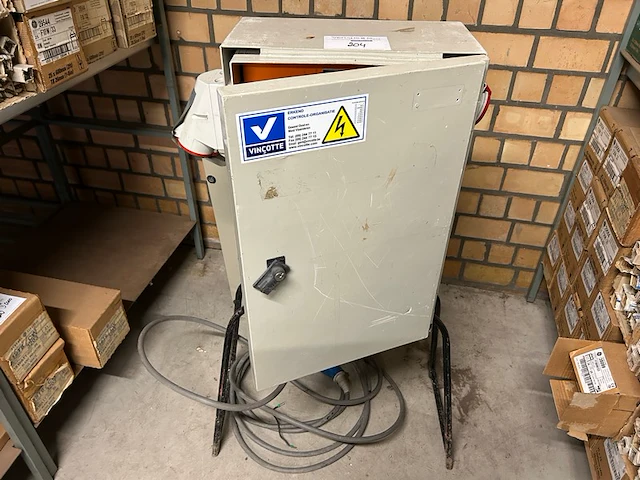 Werfkast - afbeelding 1 van  9