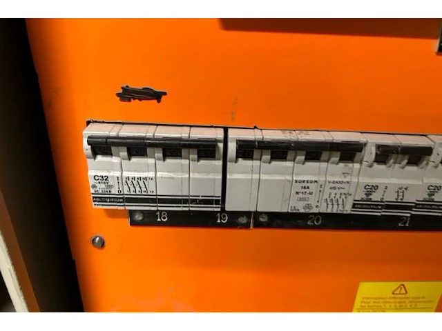 Werfkast - afbeelding 4 van  9