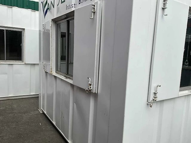 Werfkeet container - afbeelding 8 van  14