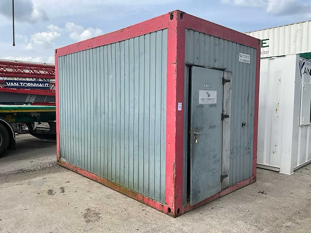 Werfkeet container - afbeelding 1 van  9