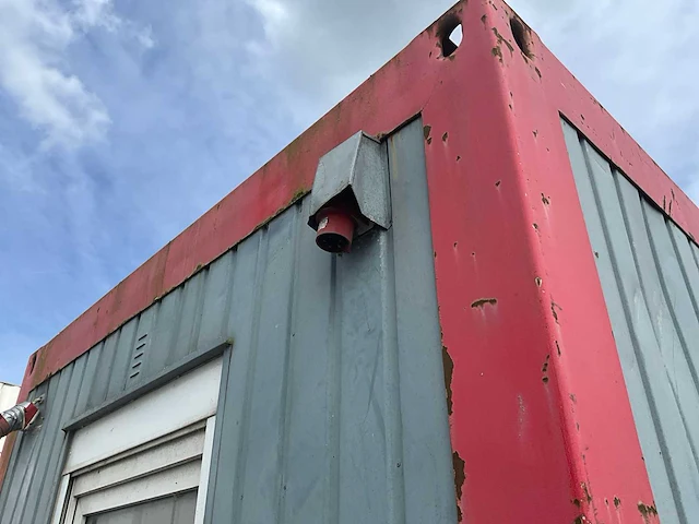 Werfkeet container - afbeelding 6 van  9