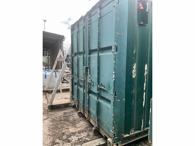 Werfkeet haakcontainer - afbeelding 4 van  7