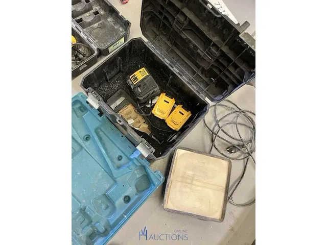 Werflamp en batterijladers - afbeelding 2 van  2