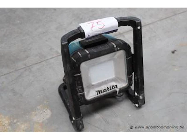 Werflamp makita dml805, werking niet gekend - afbeelding 1 van  2