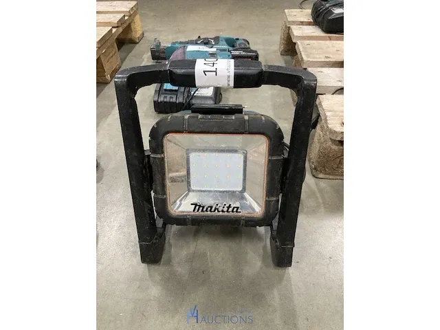 Werflamp makita - afbeelding 1 van  3