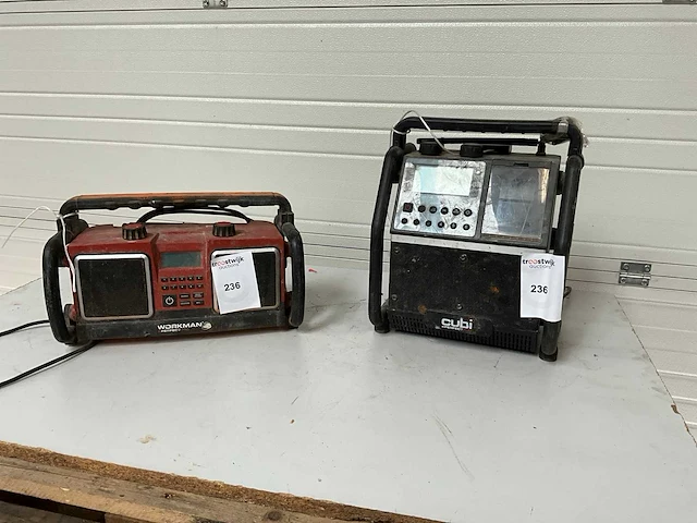 Werfradio (2x) - afbeelding 1 van  8