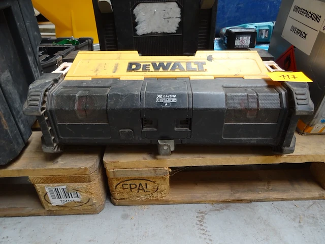 Werfradio dewalt - afbeelding 2 van  5