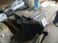 Werkbank en inhoud van de plank - afbeelding 3 van  14