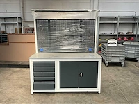 Werkbank in metaal