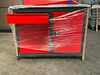 Werkbank in metaal - afbeelding 7 van  8