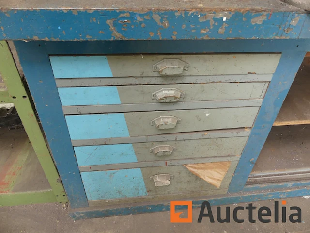 Werkbank met bankschroef - afbeelding 7 van  7