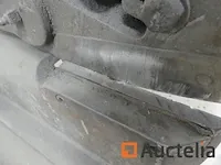 Werkbank met gereedschap - afbeelding 6 van  6