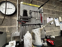 Werkbank vv. bankschroef - afbeelding 3 van  5