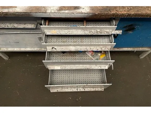 Werkbank - afbeelding 8 van  9