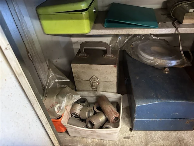 Werkbankje voor cilinderkoppen - afbeelding 2 van  10
