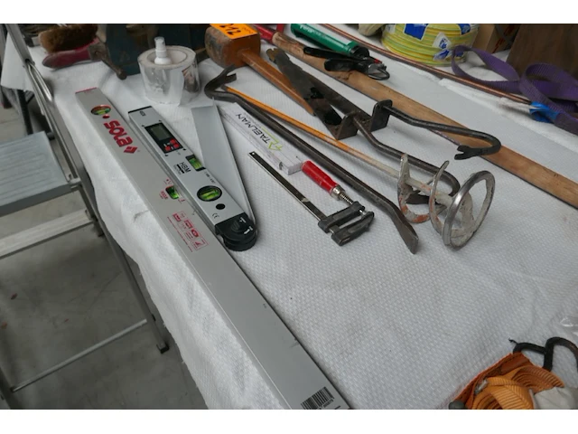 Werkgereedschap - afbeelding 2 van  4
