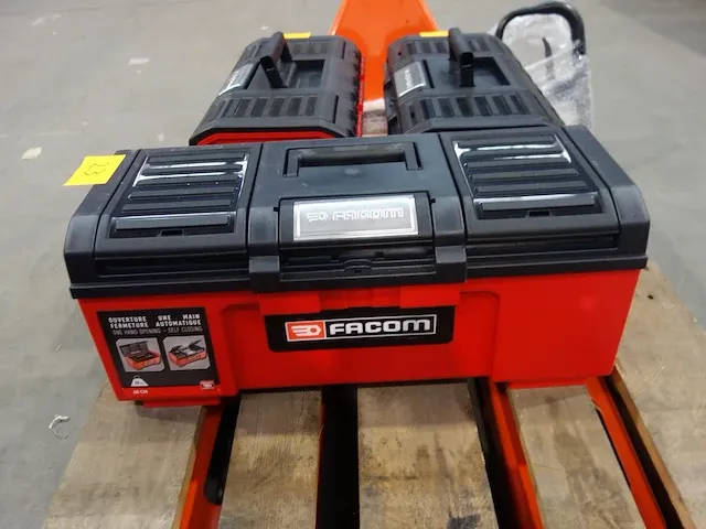 Werkkoffer met werkgereedschap - afbeelding 2 van  4