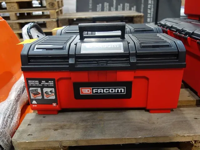 Werkkoffer met werkgereedschap - afbeelding 2 van  4