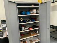 Werkplaats kast met inhoud - afbeelding 1 van  7