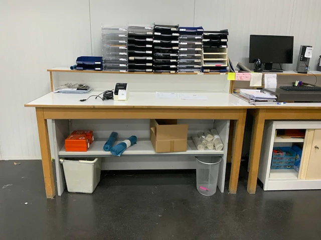 Werkplaatsbureau (2x) - afbeelding 2 van  7