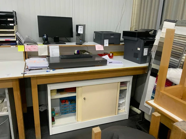 Werkplaatsbureau (2x) - afbeelding 3 van  7