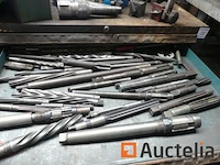 Werkplaatskast met 9 lades en inhoud van frezen en gereedschapsmachines - afbeelding 8 van  10