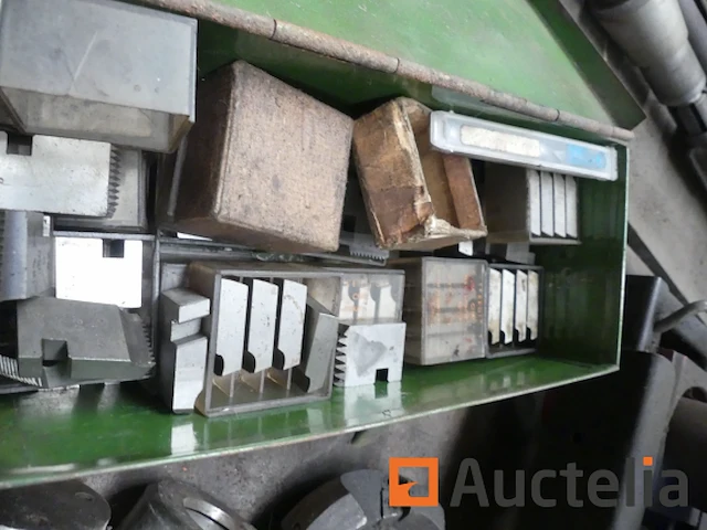 Werkplaatskast met 9 lades en inhoud van frezen en gereedschapsmachines - afbeelding 9 van  10