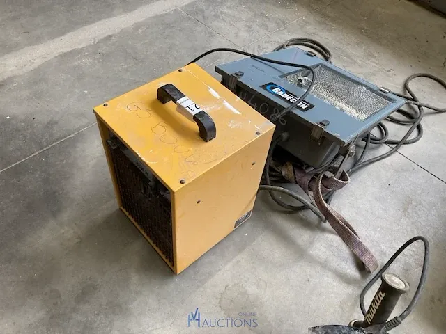 Werkplaatsverwarming ironside en werflamp philips - afbeelding 1 van  2