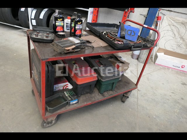 Werkplaatswagen 2 planken en de inhoud - afbeelding 2 van  6
