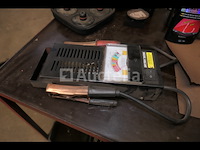 Werkplaatswagen 2 planken en de inhoud - afbeelding 5 van  6