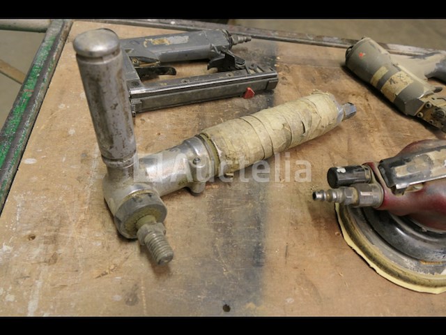 Werkplaatswagen en 5 pneumatisch gereedschap - afbeelding 5 van  9