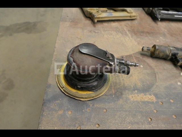 Werkplaatswagen en 5 pneumatisch gereedschap - afbeelding 3 van  11