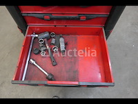 Werkplaatswagen en de inhoud van het gereedschap - afbeelding 2 van  11