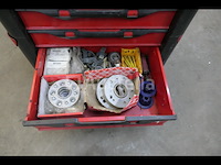 Werkplaatswagen en de inhoud van het gereedschap - afbeelding 3 van  11