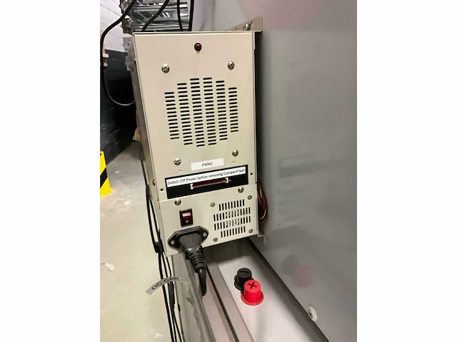 Werkstation met omvormer/lader victron multiplus - afbeelding 12 van  12