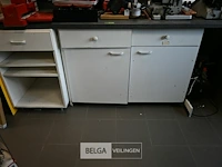 Werktablet met onderkasten - afbeelding 1 van  1