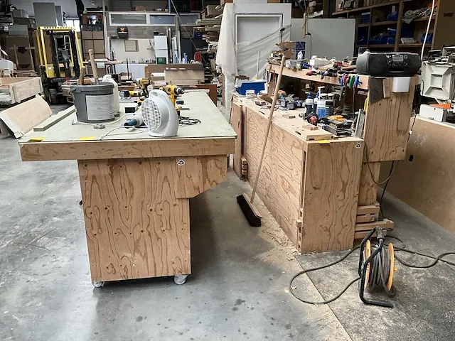 Werktafel (2x) - afbeelding 1 van  5