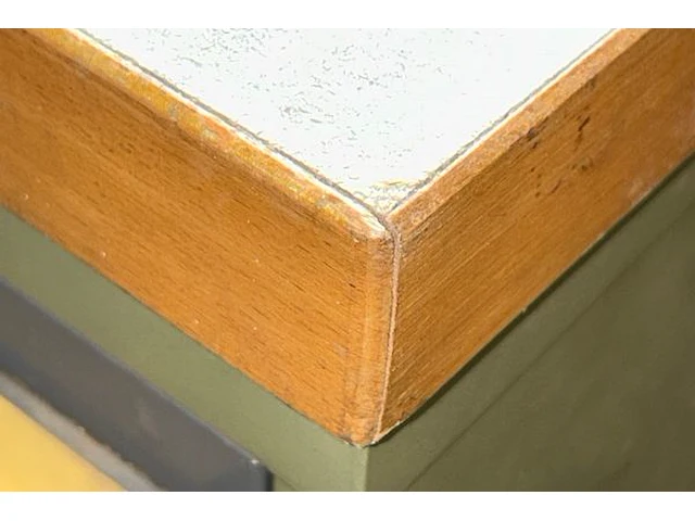 Werktafel + kruk - afbeelding 2 van  7