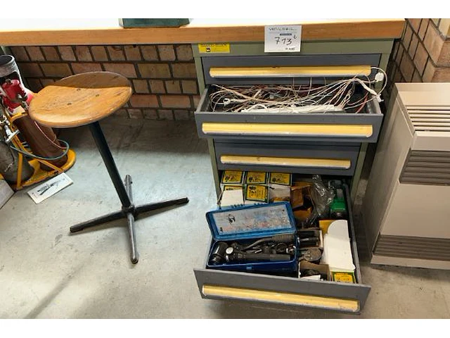 Werktafel + kruk - afbeelding 3 van  7