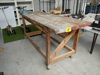 Werktafel met banschroef - afbeelding 1 van  4