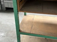Werktafel met inhoud - afbeelding 6 van  6