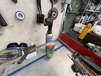 Werktafel met inhoud - afbeelding 2 van  16