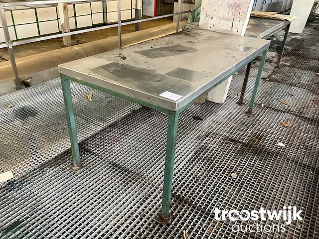 Werktafel met rvs blad - afbeelding 2 van  3