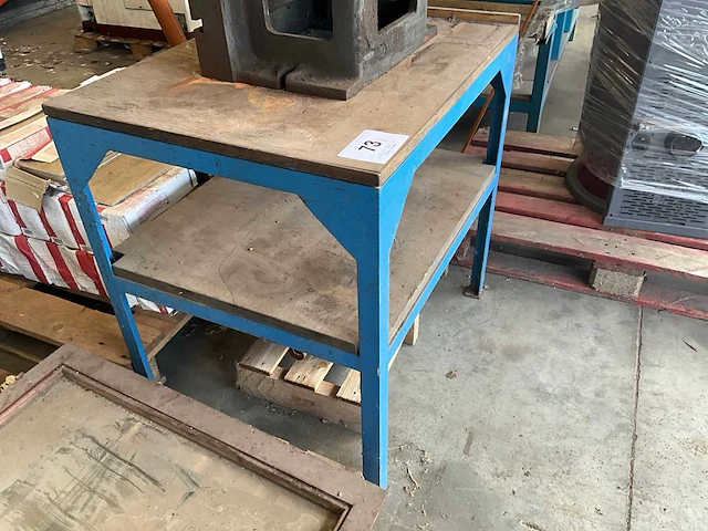 Werktafel met zwaar metalen werkelement - afbeelding 3 van  8