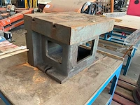 Werktafel met zwaar metalen werkelement - afbeelding 5 van  8
