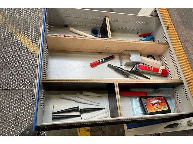 Werktafel - afbeelding 4 van  4